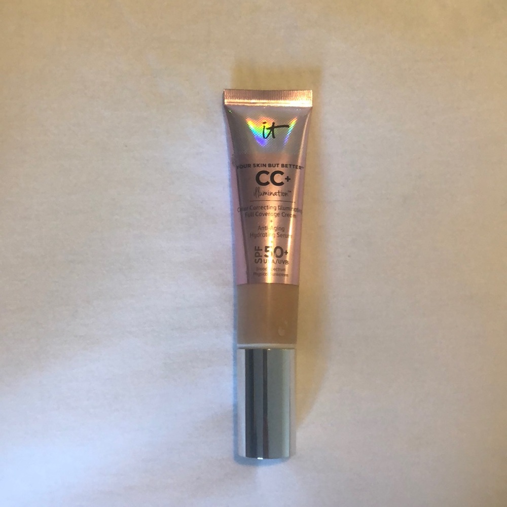 It Cosmetics CC+ Illumination Full Coverage Cream